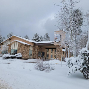 Pinetop Studio Suites